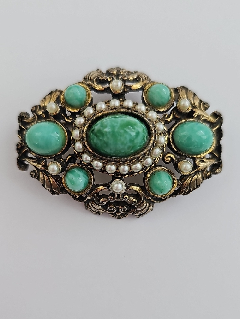 De Nicola Green Peking Glass Victorian Revival Brooch Pin